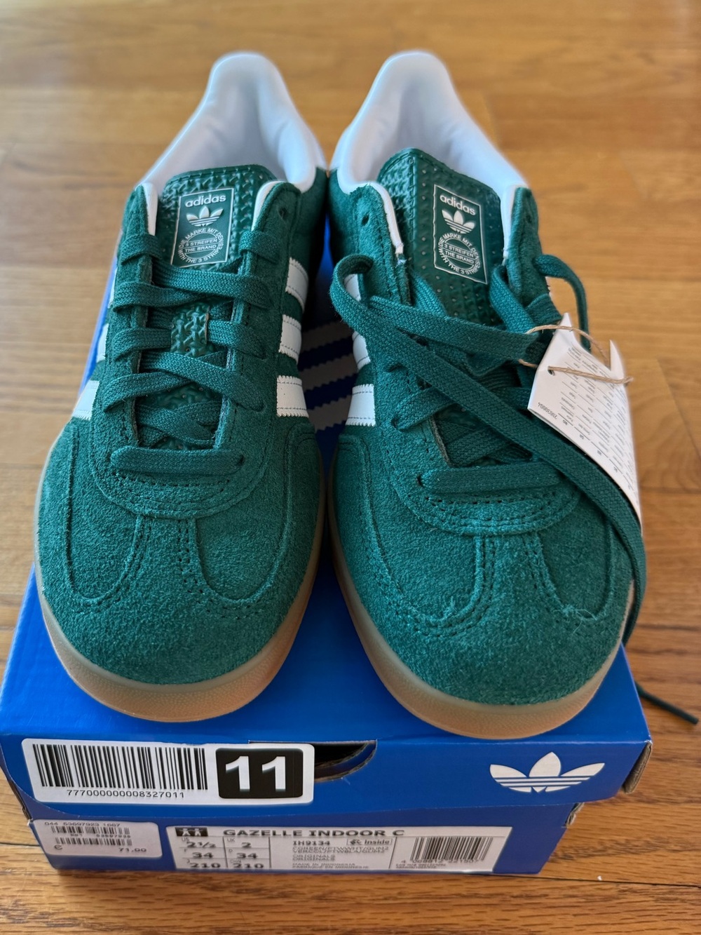 Kids adidas Gazelle Suede Sneakers in Forest Green with White Stripes NWT